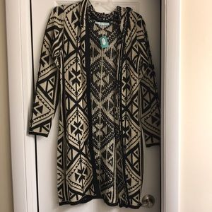 Long cardigan with hood